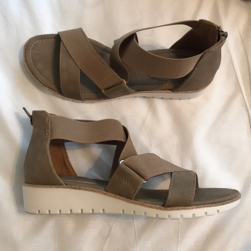 Sofft Taupe Elastic Strap Wedge Sandals